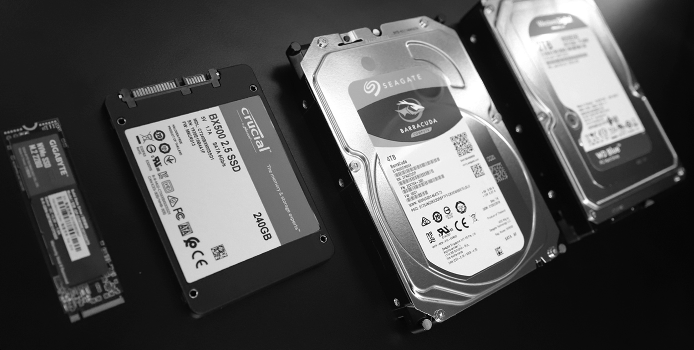 القرص الصلب HDD وقرص الحالة الصلبة SSD